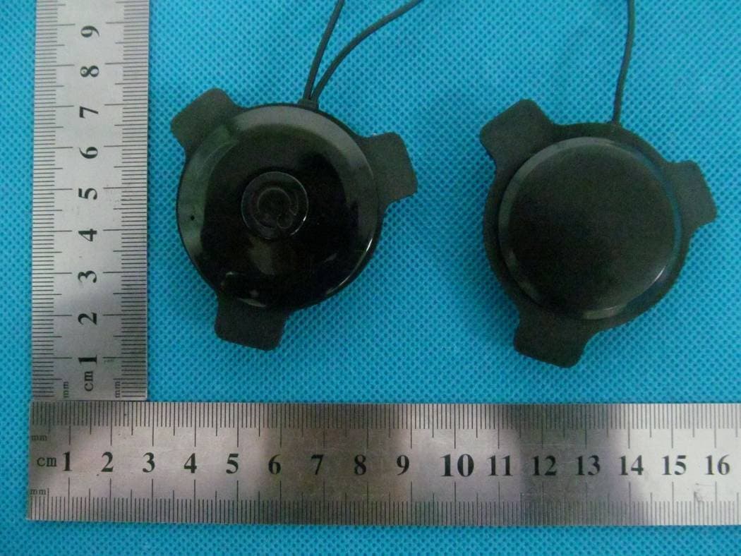 Bluetooth Earphone - FCC ID UHB180S-BT12 - Shenzhen Shuaixian Electronic Equipment Co., Ltd. (2)