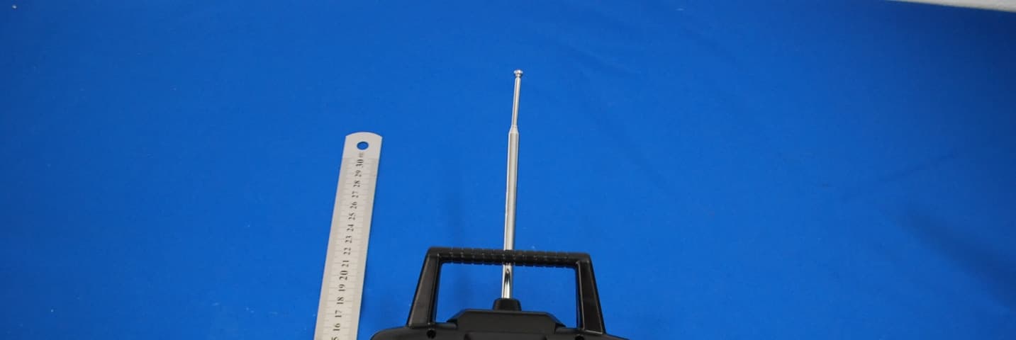 TOYS(REMOTE CONTROL HELICOPTER) - FCC ID UHEWODDON-RC05 - Woddon Industrial Limited (3)