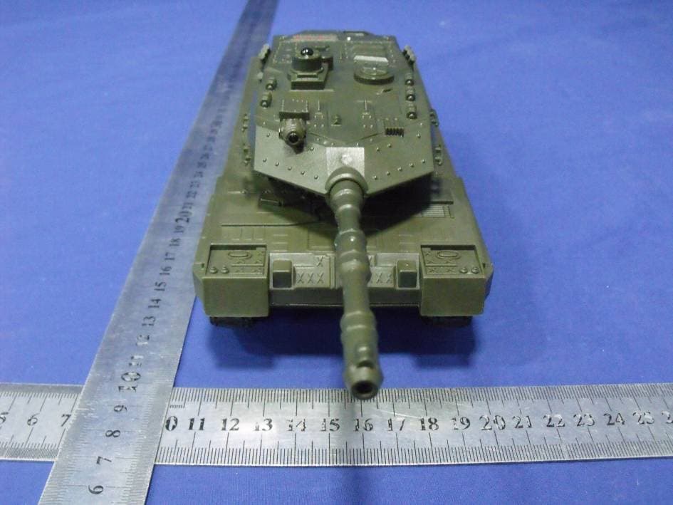 SMART PHONE CONTROLLED TANK - FCC ID UHEWODDON-RC08 - Woddon Industrial Limited (4)