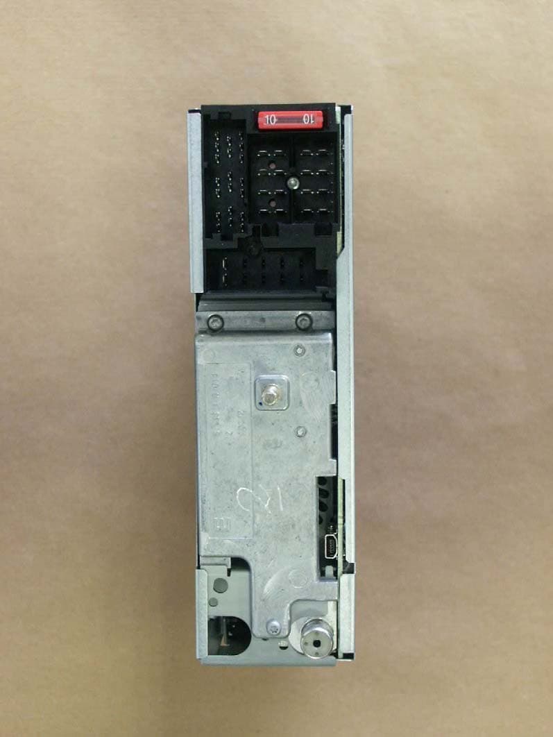 Blaupunkt Car Radio Hamburg MP57 - FCC ID UHN-7647633310 - Blaupunkt GmbH (5)