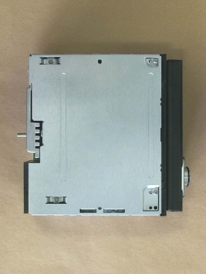 Blaupunkt Car Radio Hamburg MP57 - FCC ID UHN-7647633310 - Blaupunkt GmbH