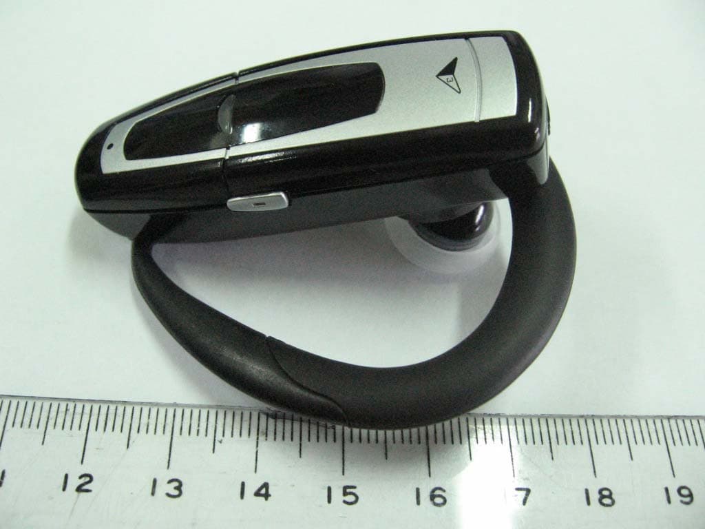 Bluetooth Mono Headset - FCC ID UHTBTH10 - V Three International Limited