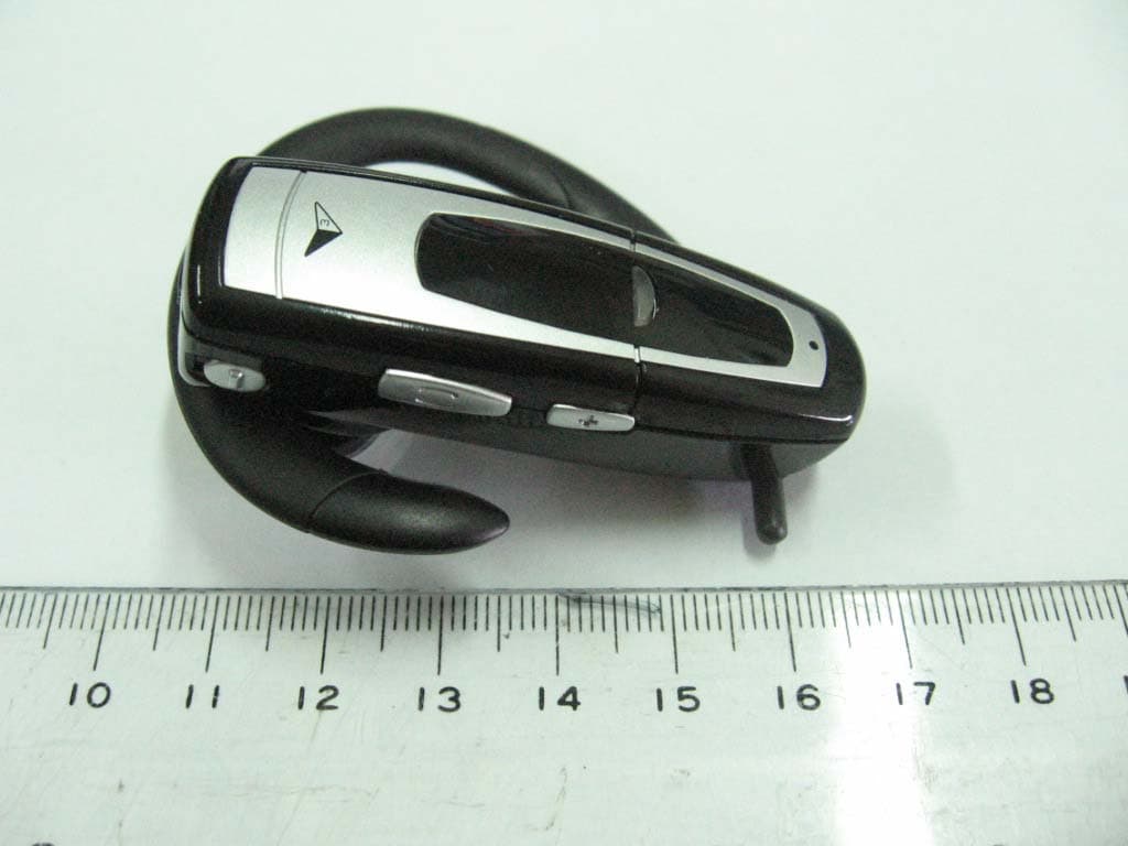 Bluetooth Mono Headset - FCC ID UHTBTH10 - V Three International Limited (3)