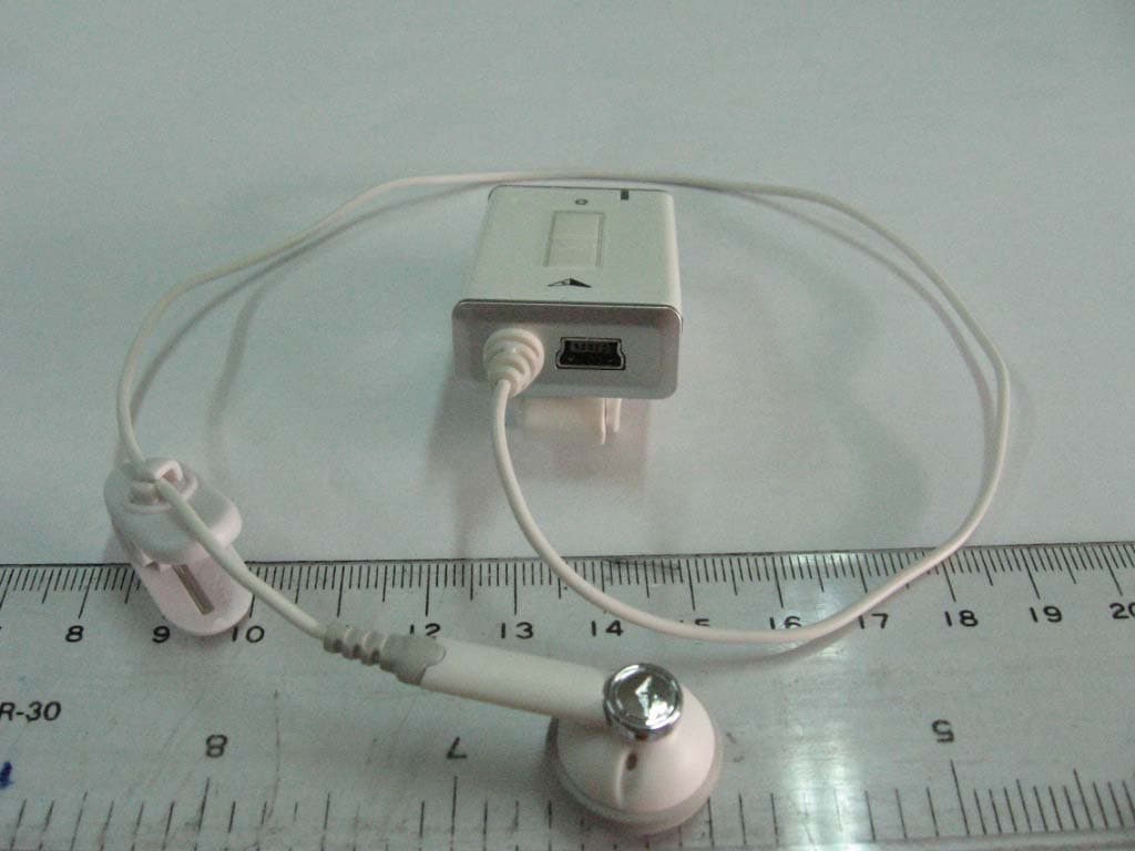 Bluetooth Mono Headset - FCC ID UHTBTH12 - V Three International Limited (3)