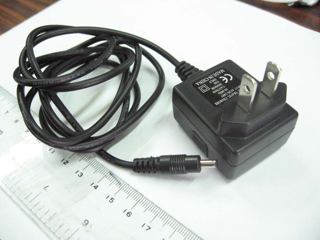 Bluetooth Mono Headset - FCC ID UHTBTH15 - V Three International Limited (2)