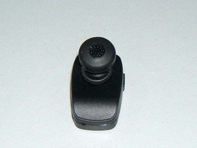 BLUETOOTH HEADSET - FCC ID UHTBTH18 - V Three International Limited (2)
