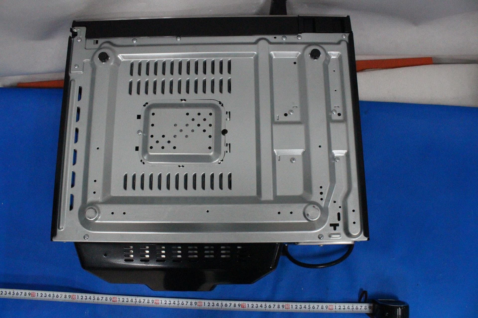 Microwave Oven - FCC ID UHW10032002 - Guangdong Galanz Enterprises Co., Ltd. (2)