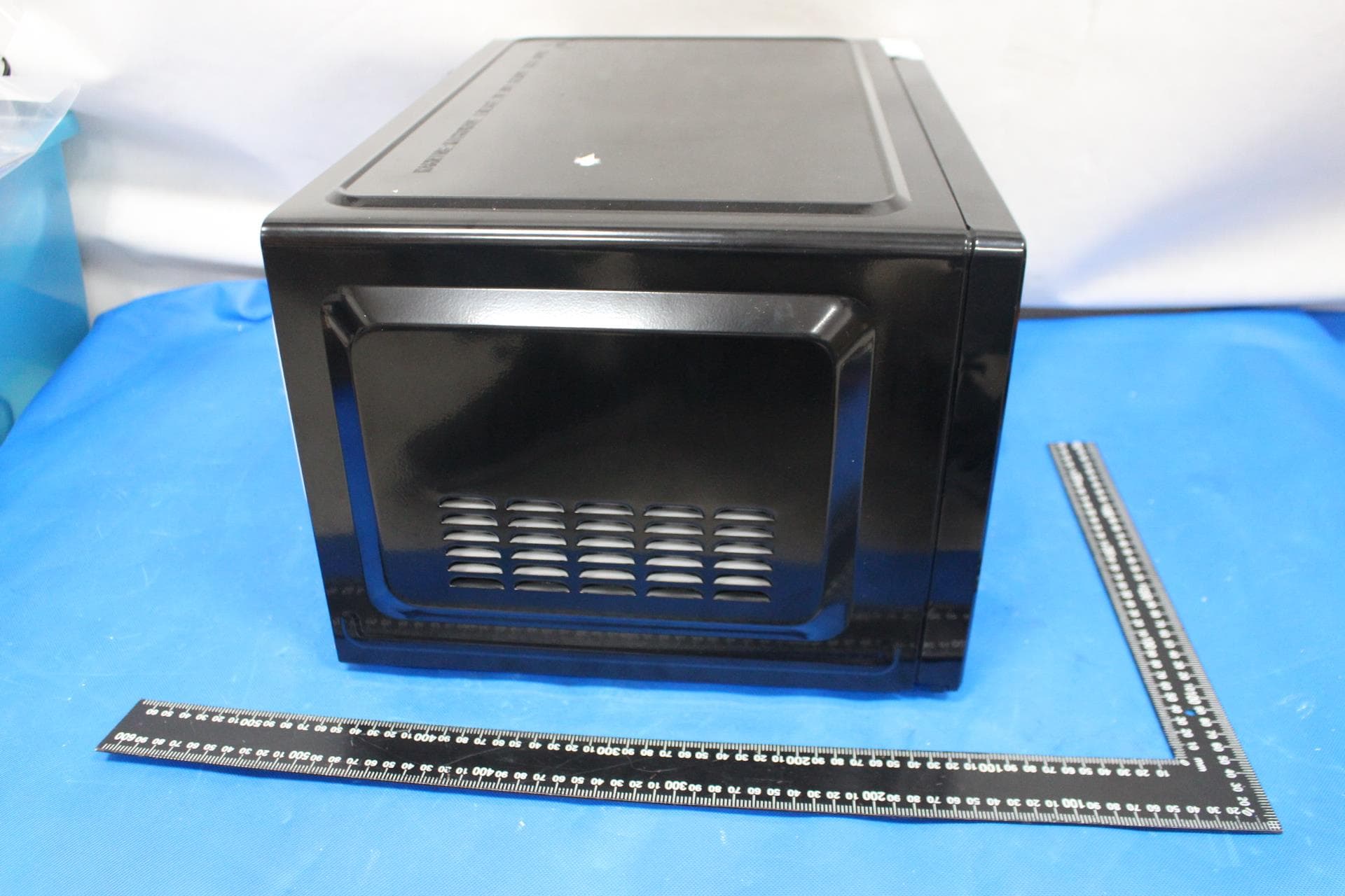Microwave Oven - FCC ID UHW11030002 - Guangdong Galanz Enterprises Co., Ltd. (2)