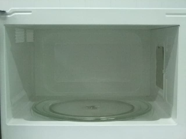 Part 18 Consumer Device - FCC ID UHW11038001 - Guangdong Galanz Enterprises Co., Ltd. (3)