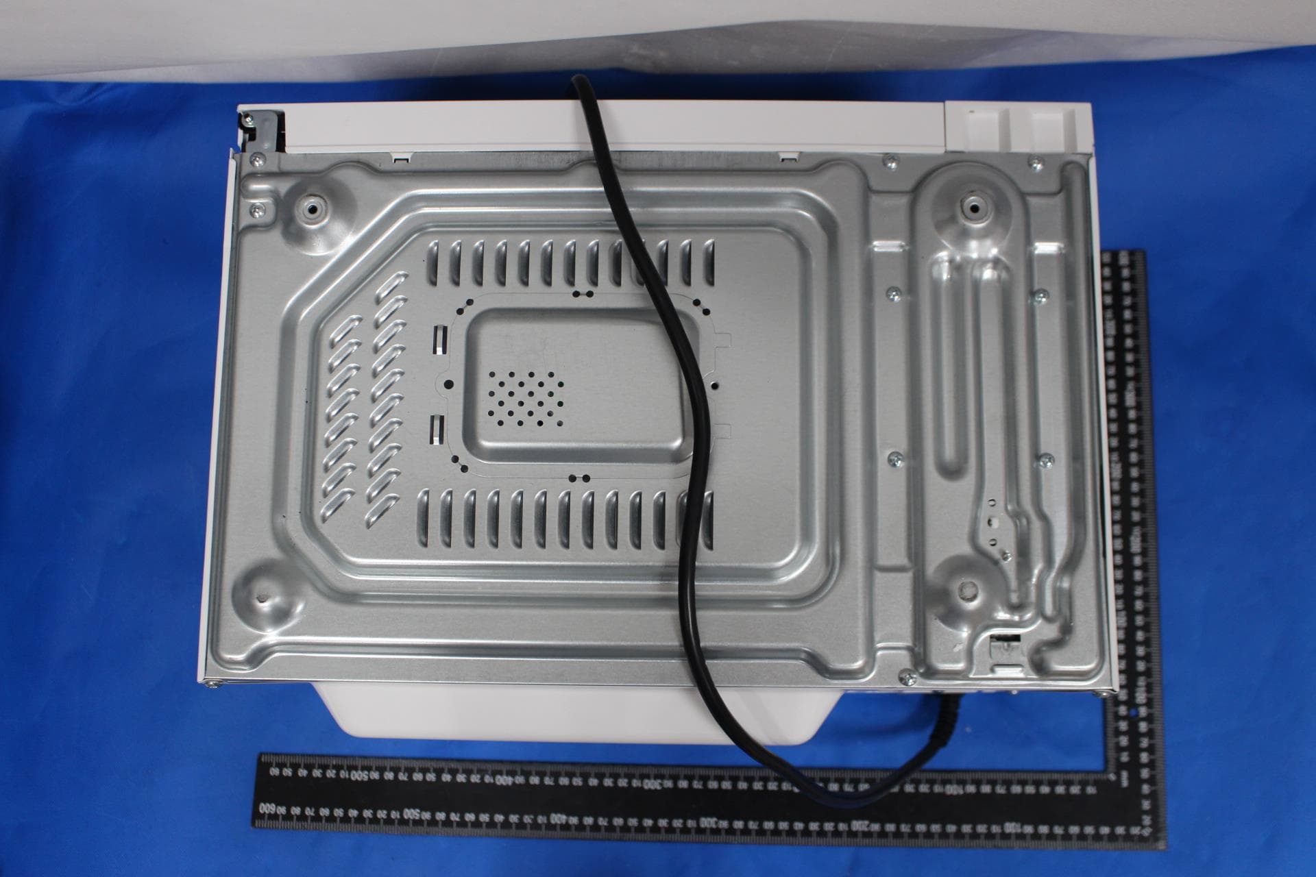 Microwave Oven - FCC ID UHW9023010 - Guangdong Galanz Enterprises Co., Ltd. (3)