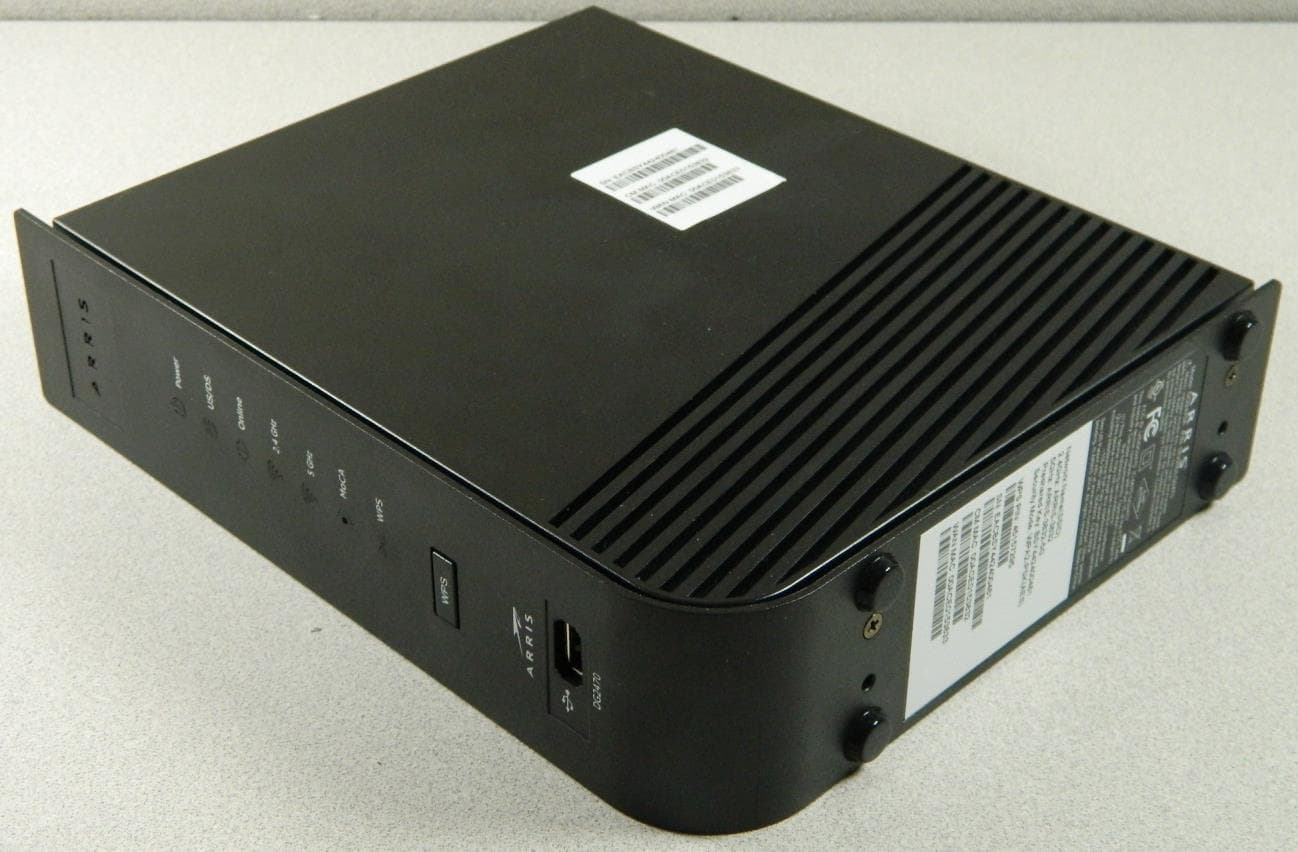 DG2470 series is a 4-port DOCSIS 3.0 Gateway (24x8 Channel Bonding).  The product will provide 802.11n and  802.11 Wi-Fi and has Quad-Port Gigabit Ethernet and USB - FCC ID UIDDG2470 - ARRIS (5)