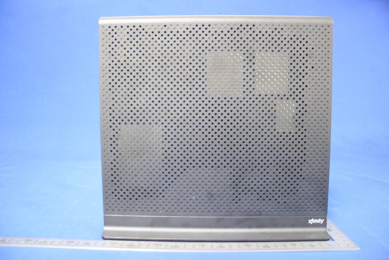 4-port DOCSIS 3.0 Gateway - FCC ID UIDTG1682 - ARRIS (3)