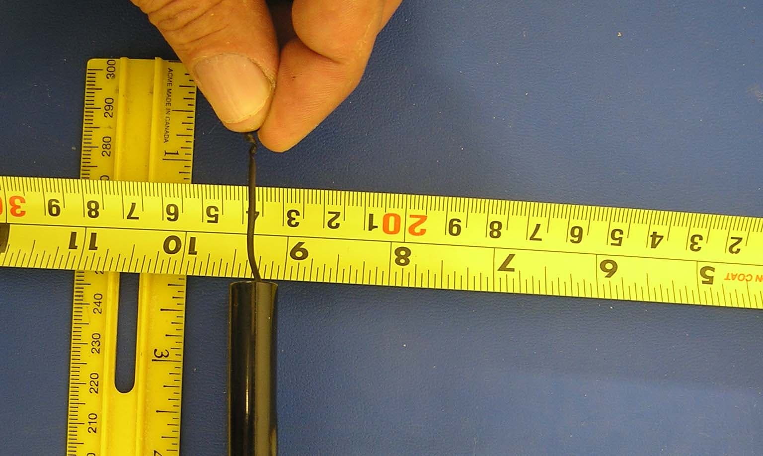 Remote Control For iPod - FCC ID UIX0702C - Netalog, Inc. d/b/a Digital Lifestyle Outfitters (3)