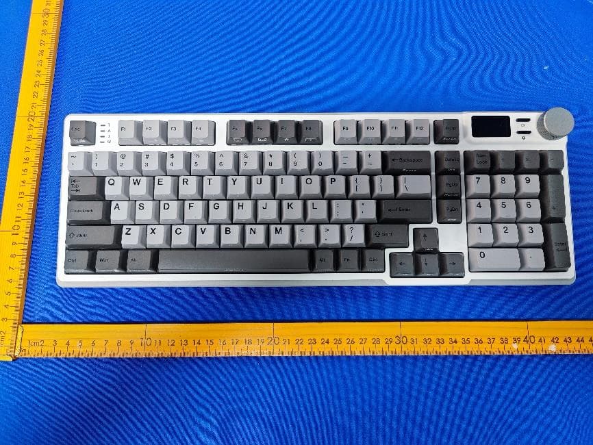 Wireless Keyboard - FCC ID UJ9IRK85RPRO - I-Rocks Technology Co., Ltd.