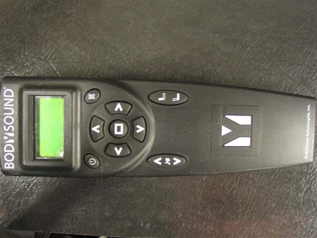 BodySound Home Entertainment Chair Remote Control - FCC ID UJFBDSYR001 - BodySound Technologies Inc (4)