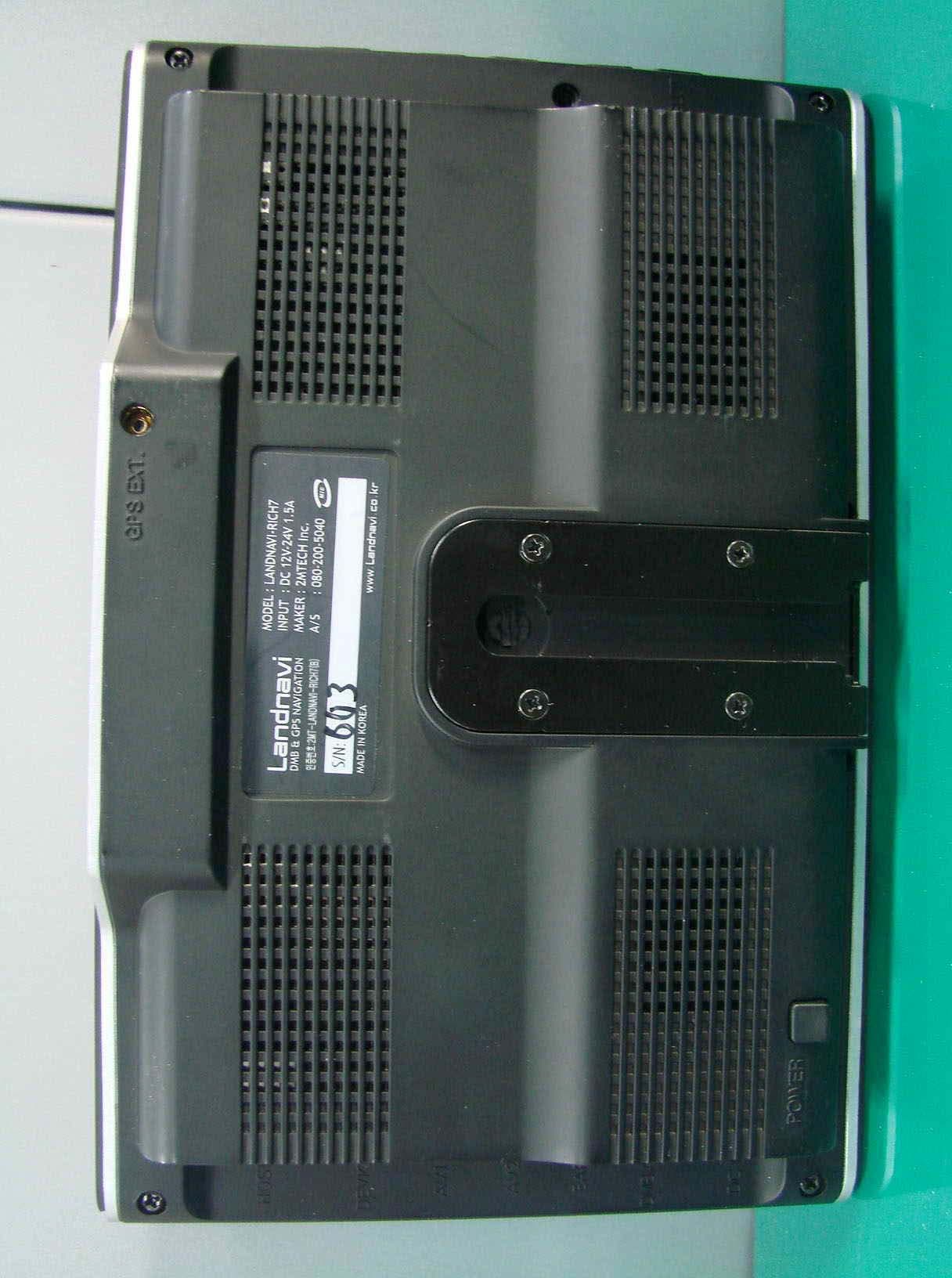 7 Inch Navigation System - FCC ID UJO-2MT-SM400 - 2MTECH Inc.