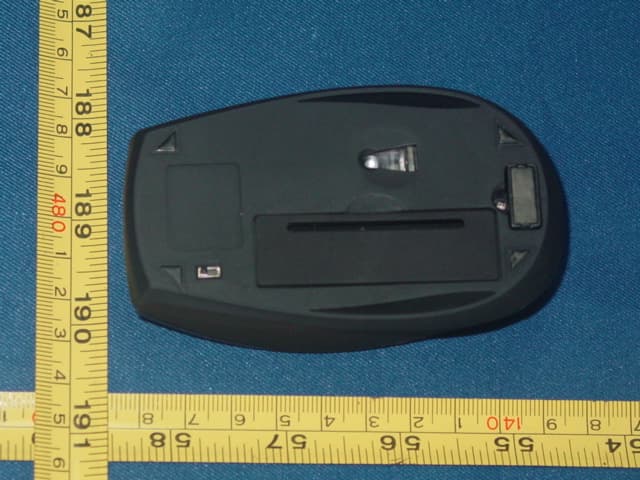 Wireless Optical Mouse - FCC ID UK5KM1025IMM1025 - Chuang Feng Electronics Co., Ltd.