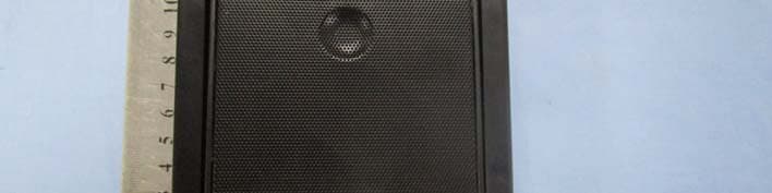 SWiNG Bluetooth Speaker - FCC ID UKWMANOVA-BT-78N - MANOVA International Ltd. (4)