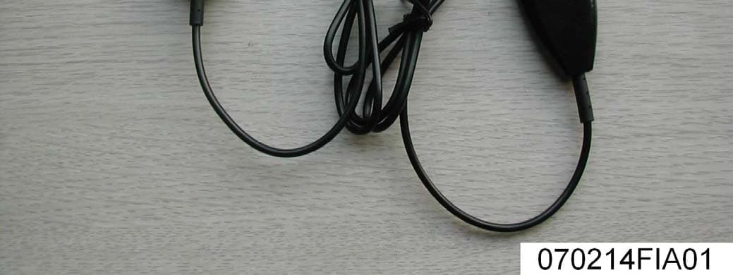 In-Car MP3 FM Transmitter - FCC ID UM7FM808 - Minwa (China) Electronics Co., Ltd. (2)
