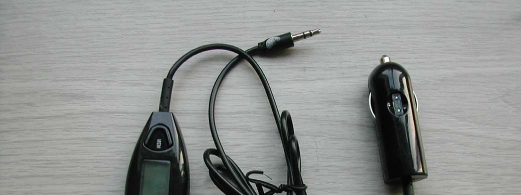 In-Car MP3 FM Transmitter - FCC ID UM7FM808 - Minwa (China) Electronics Co., Ltd. (3)