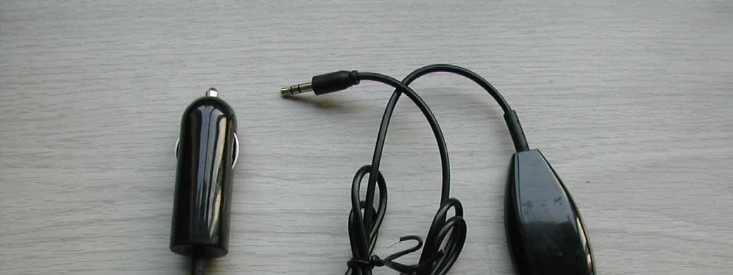 In-Car MP3 FM Transmitter - FCC ID UM7FM808 - Minwa (China) Electronics Co., Ltd. (4)