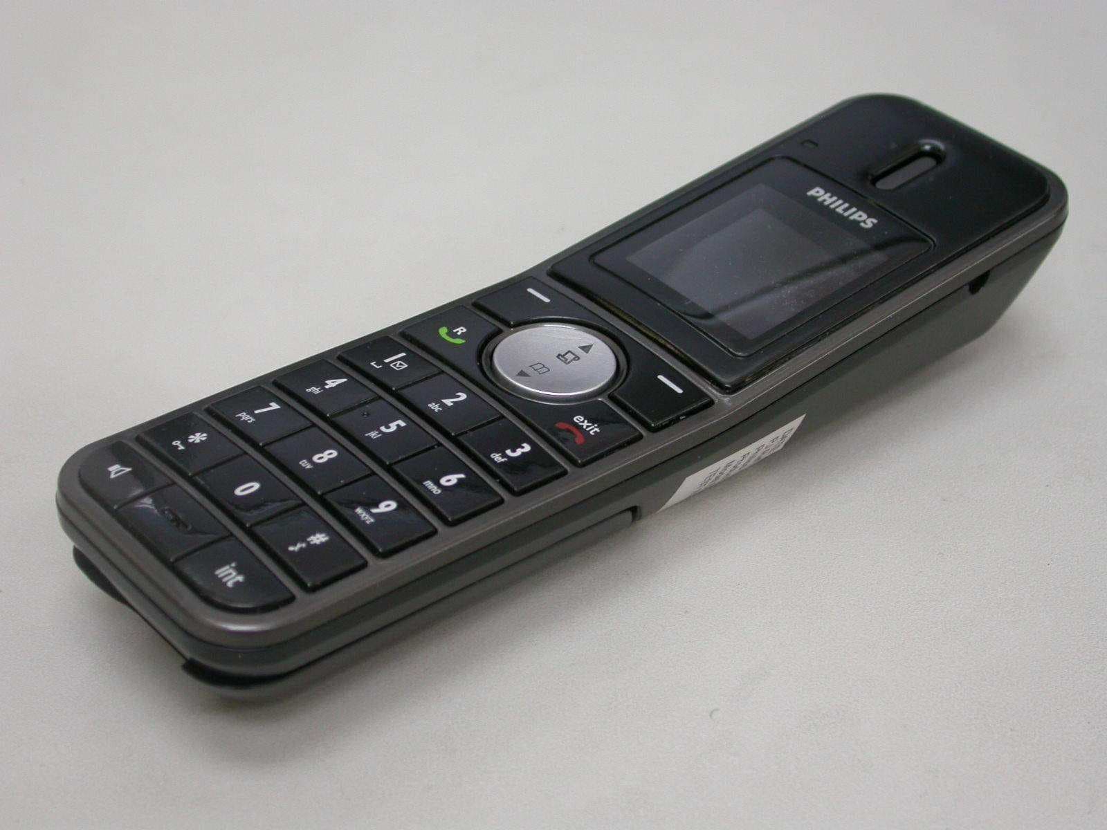 US DECT PHONE-- HEADSET - FCC ID UMQID937H - PHILIPS Consumer Electronics (1)