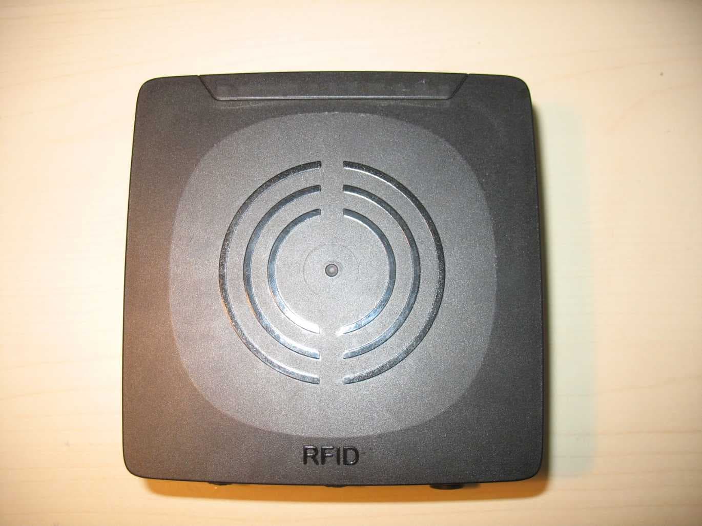 RFID Device - FCC ID UN6-DTRHFHL02 - ifm electronic gmbh