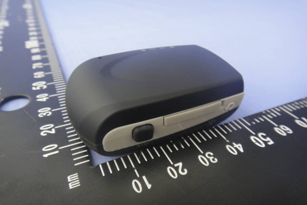 GPS Mini Tracker - FCC ID UNU-MT900-C-L-U-M - UniTraQ International Corp. (3)