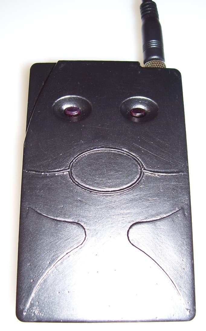 900MHz ISM Band Digital Audio Transmitter - FCC ID UOB91699TX95 - Line 6 Digital Wireless Inc.
