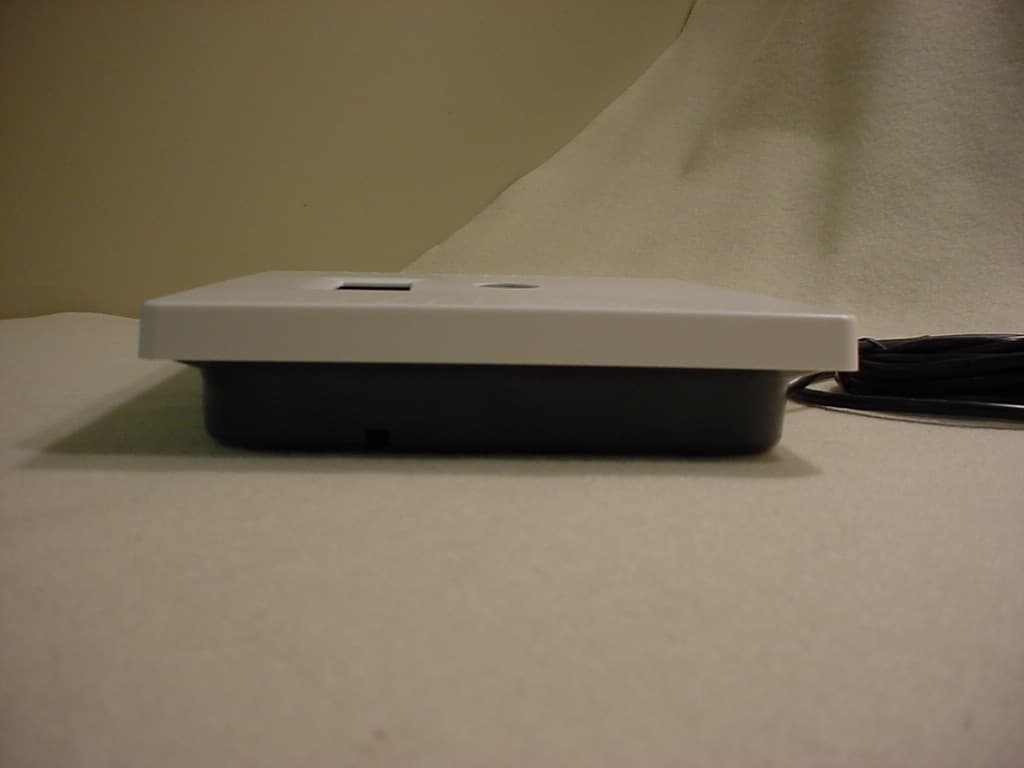 PC50 TIME & ATTENDANCE DATA TERMINAL - FCC ID UP3PC50 - Lathem Time Corporation (2)