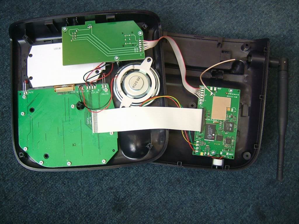 GSM Dual-band Digital Mobile Phone - FCC ID UPMFW330001 - Inventec Appliances (Jiangning) Corporation (4)
