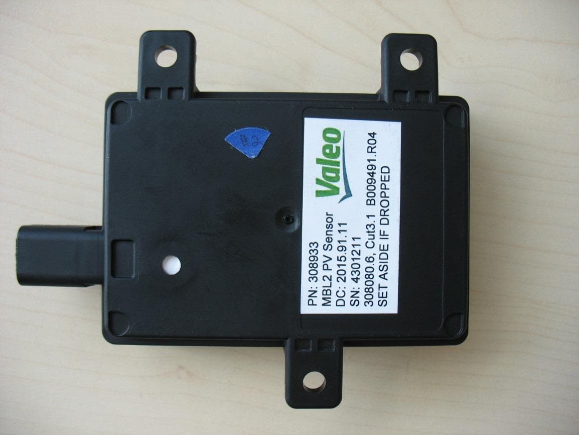 24 GHz distance radar - FCC ID UR8307735 - Valeo Raytheon Systems, Inc. (2)