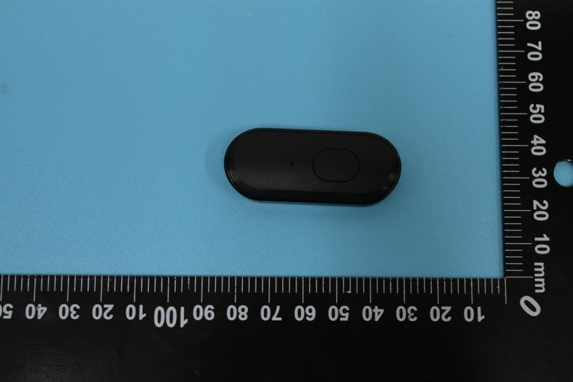 Remote control in tripod with BT - FCC ID UR9WS-22001 - Winners'Sun Plastic & Electronic (Shenzhen) Co., Ltd. (3)