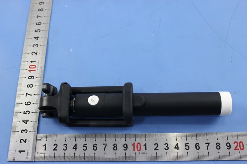 One Monopod - FCC ID UR9WS-SQB916 - Winners'Sun Plastic & Electronic (Shenzhen) Co., Ltd. (3)
