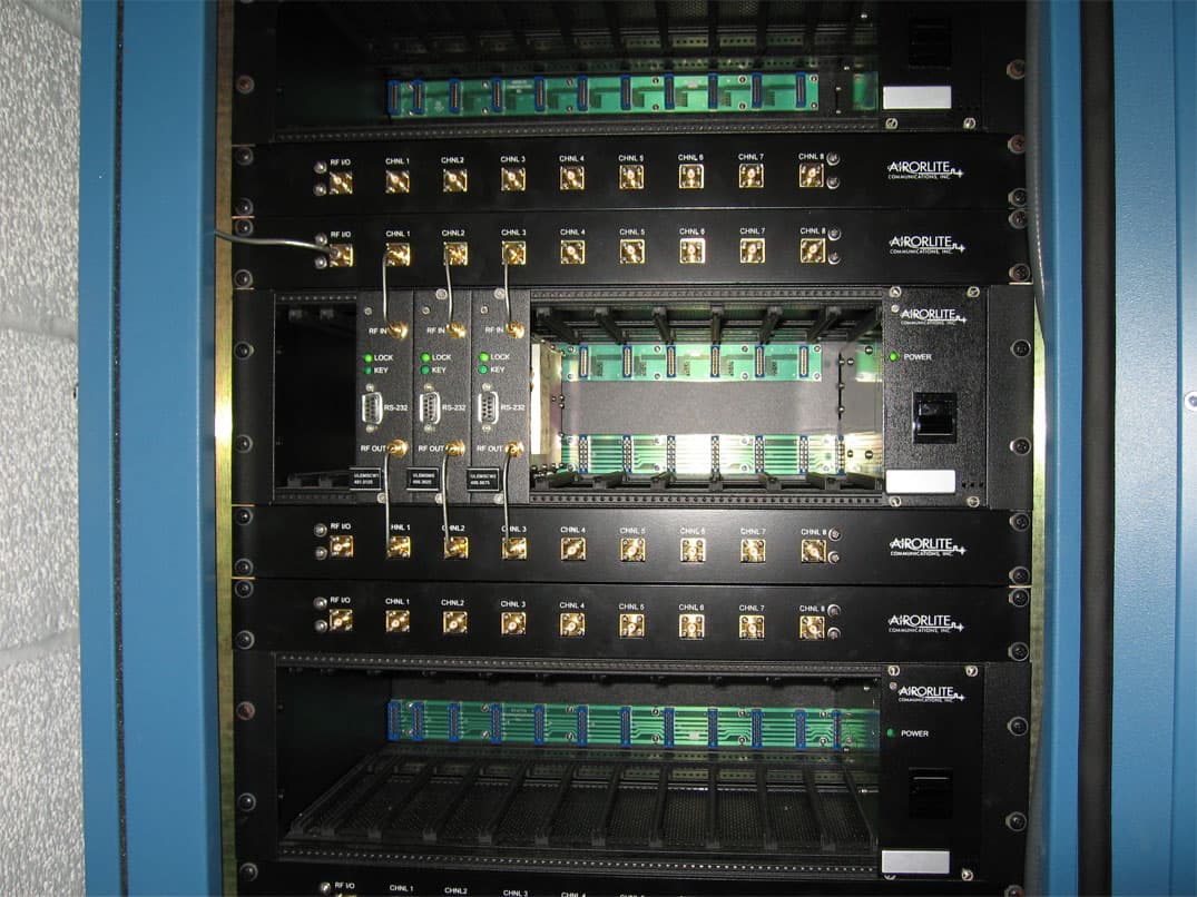 Uplink Booster Amplifier - FCC ID UT650289BAX8800UL - Airorlite Communications, Inc. (4)