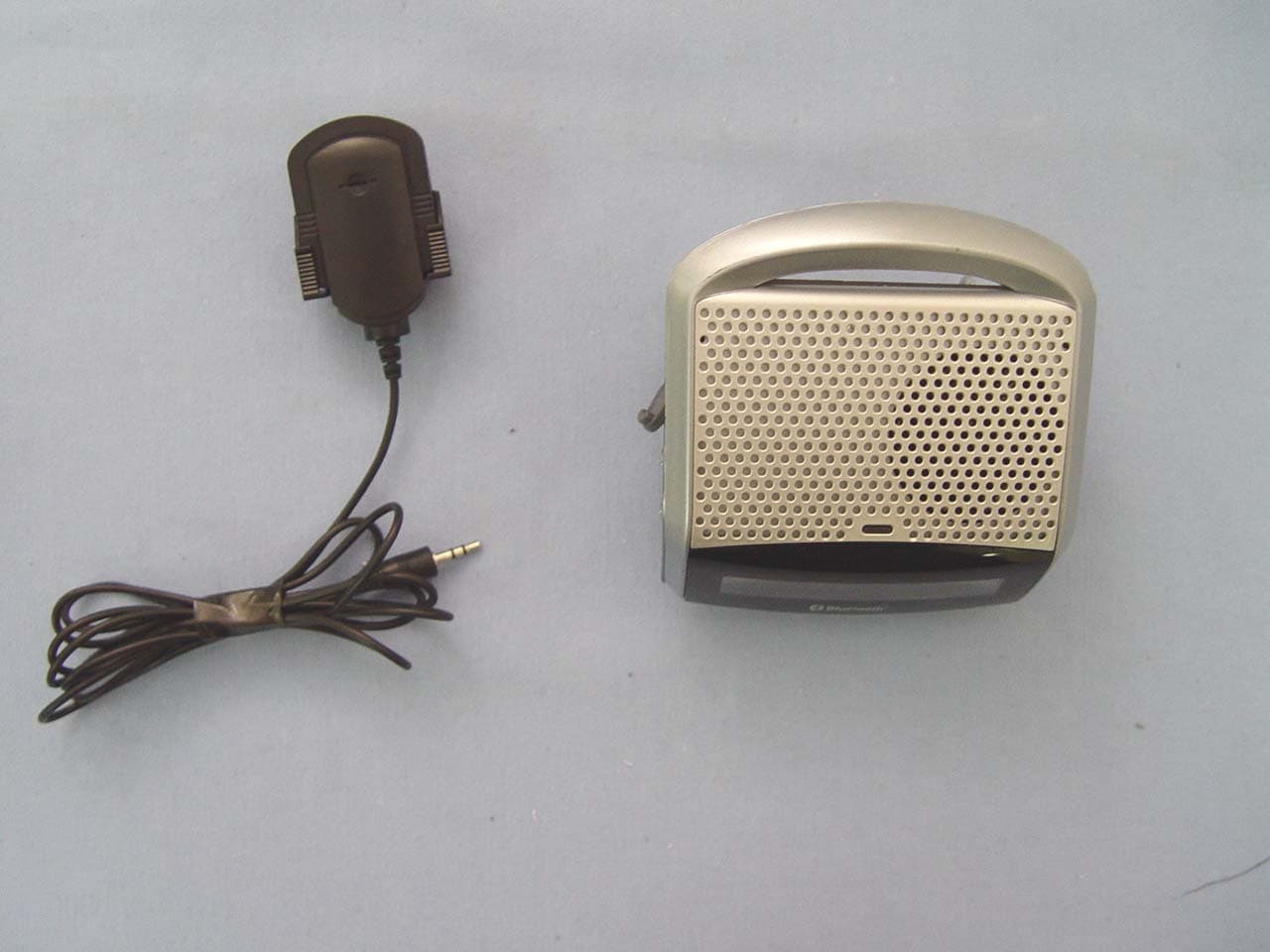 Bluetooth Car Kit - FCC ID UU5-03112102G - BlueDECT Technology Corp. (4)