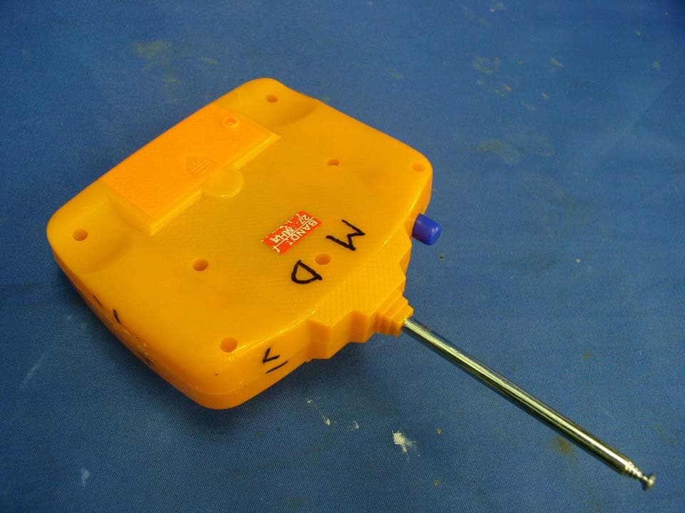 RC Car - FCC ID UV5EI-PT1020 - EB Excalibur, Inc. (2)