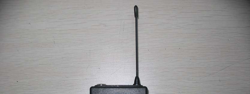 UHF WIRELESS MICROPHONE - FCC ID UVUL828 - Enping City Xenon Electronic Co., Ltd. (2)