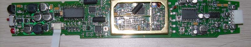 UHF WIRELESS MICROPHONE - FCC ID UVUT828 - Enping City Xenon Electronic Co., Ltd.