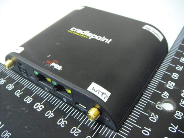 Industrial Broadband Router - FCC ID UXX-IBR600E - Cradlepoint, Inc. (3)