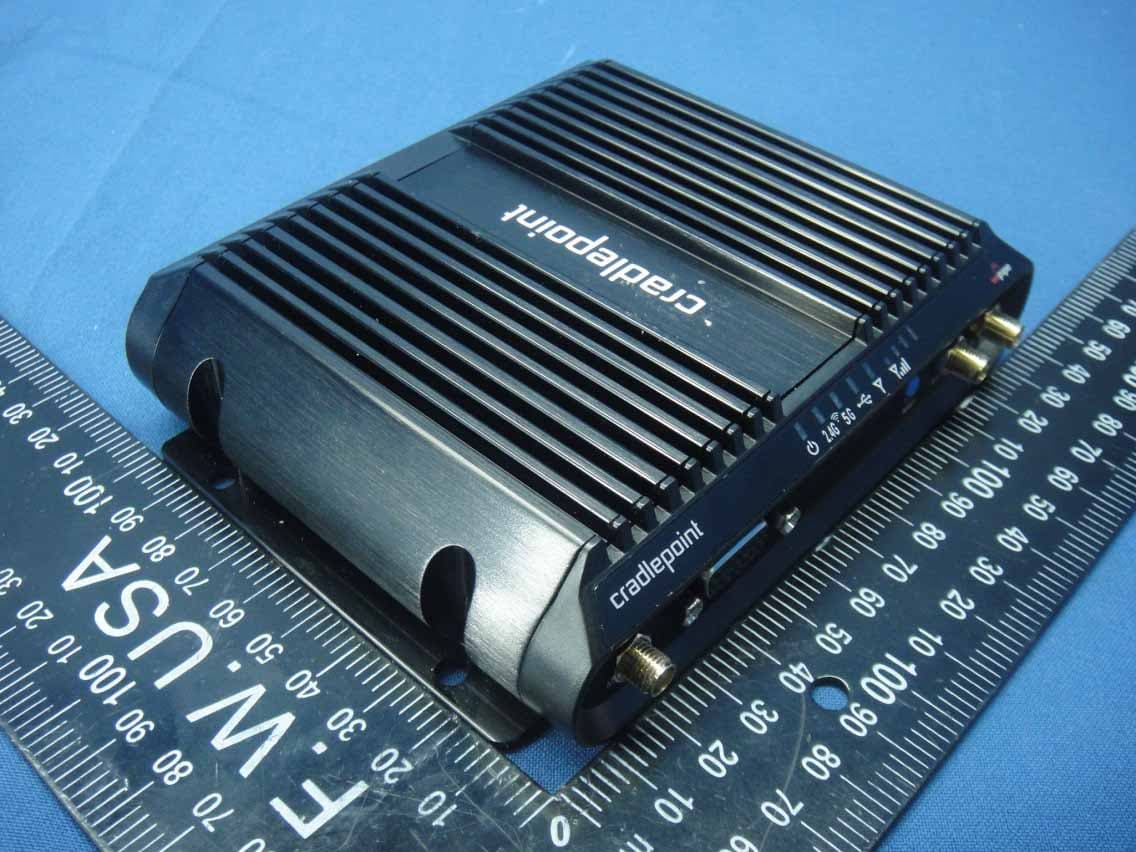 Industrial Broadband Router - FCC ID UXX-S3A438A - Cradlepoint, Inc.