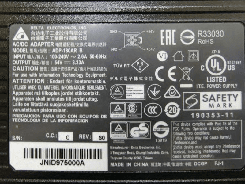 Advanced Edge Router with 4x4 dual-band AP - FCC ID UXX-S5A950A - Cradlepoint, Inc.