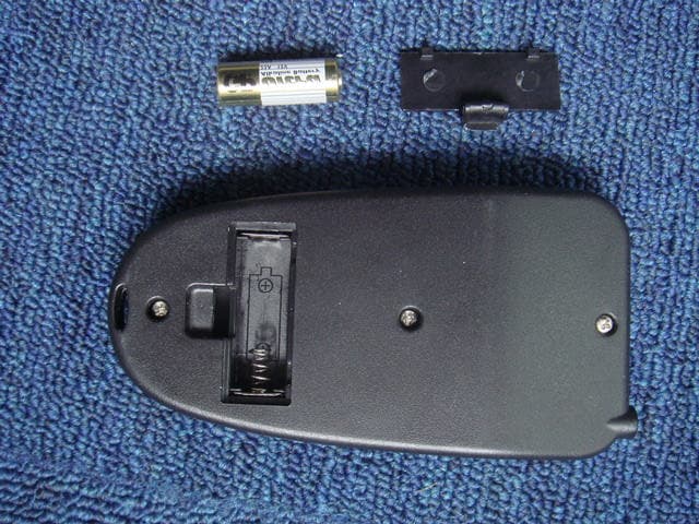 Controller and Transmitter - FCC ID UZ9HMM433MHZ - Jin Hua Honest Mechanical Manufacturing Co., Ltd (1)