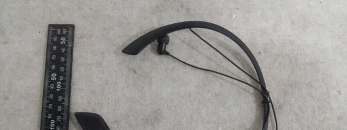 Stereo Bluetooth Headset - FCC ID UZCGBH-S500 - MobiFren Co., Ltd. (4)