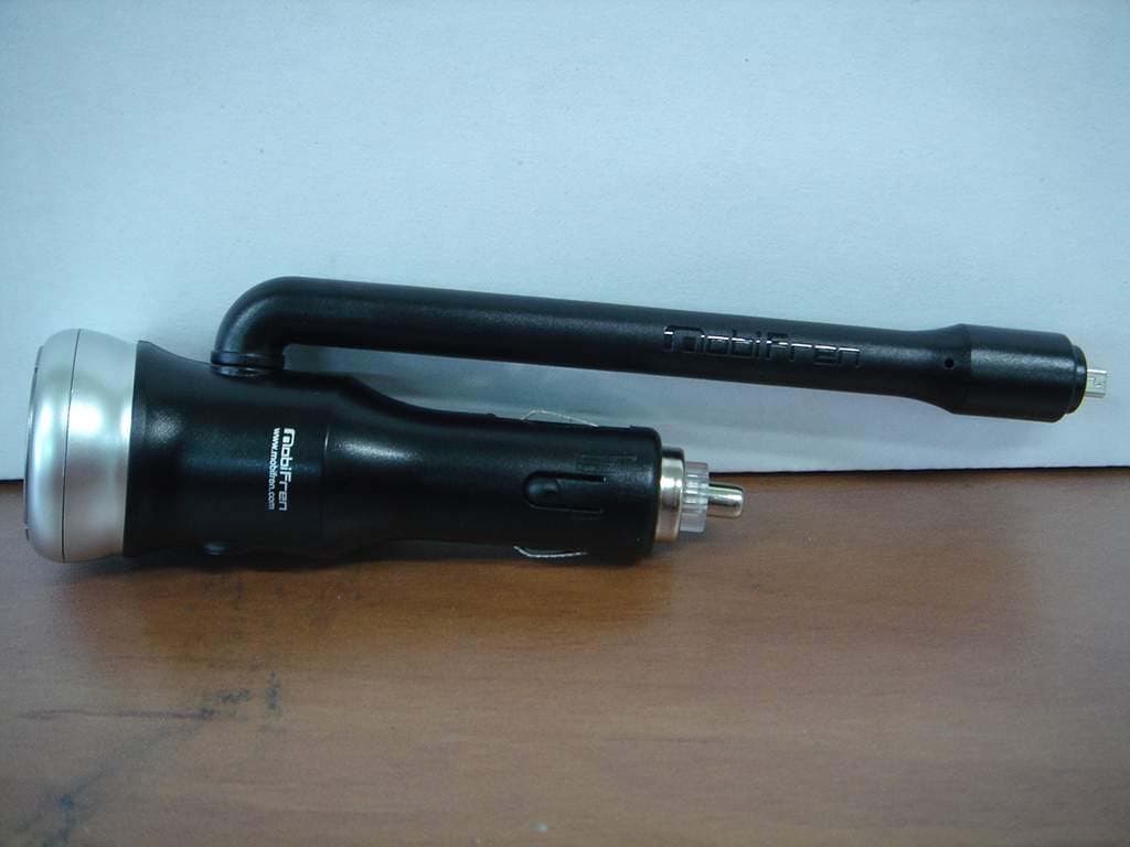 FM Transmitter - FCC ID UZCGFT-5000 - MobiFren Co., Ltd. (2)