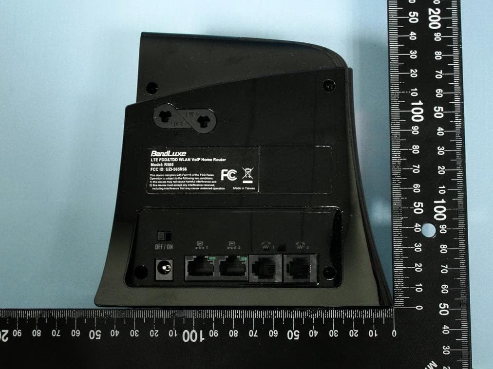 LTE FDD&TDD WLAN VoIP Home Router - FCC ID UZI-565R66 - BandRich Inc. (4)