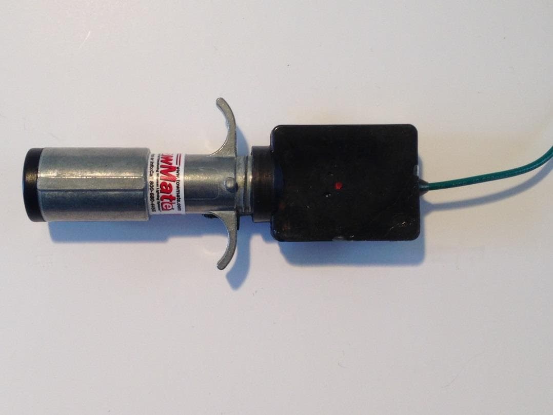 Vehicle signal light wireless transmitter - FCC ID UZVTM500 - TowMate (1)
