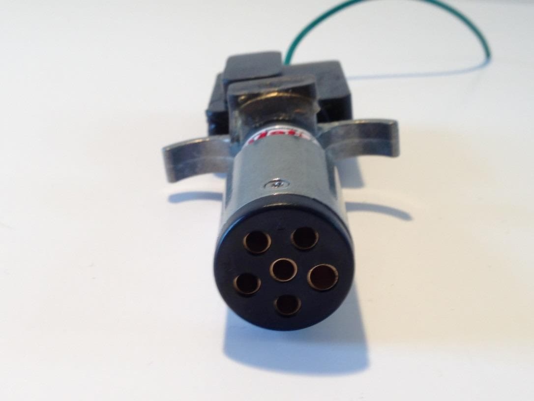 Vehicle signal light wireless transmitter - FCC ID UZVTM500 - TowMate (3)