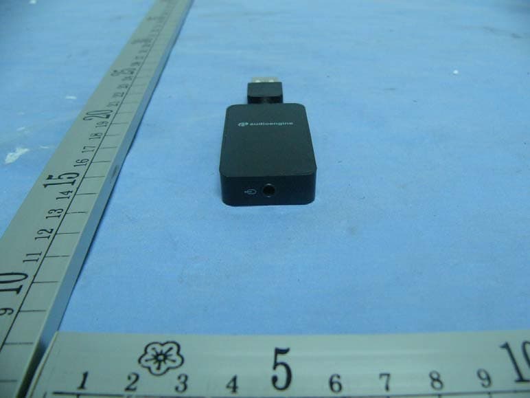 Wireless Audio Receiver - FCC ID UZZAW1RECEIVER - Beautiful Enterprise Co., Ltd. (4)