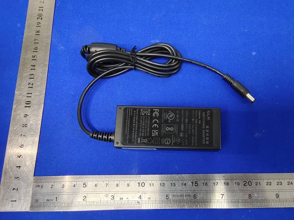Smart Desktop Terminal - FCC ID V5PA85004G - PAX Technology Limited (3)